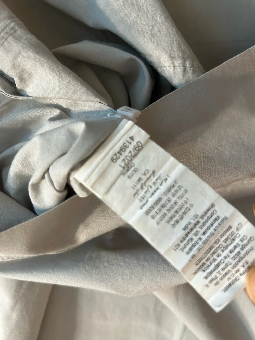 POTTERY BARN 100% ORGANIC COTTON LIGHT GREY STANDARD SIZE (2) PILLOW CASES 2021